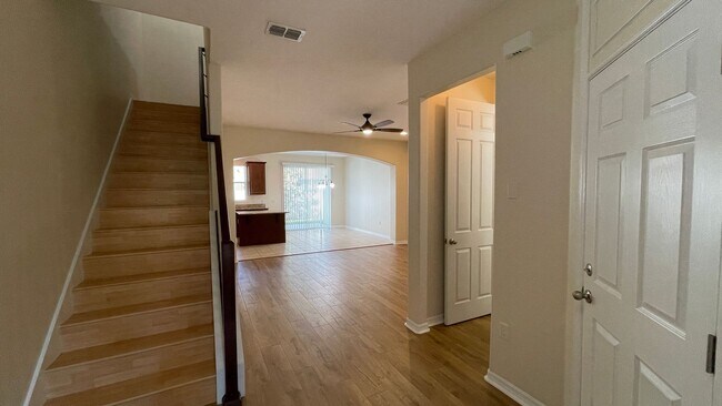 Building Photo - 9484 Strongbark Ln