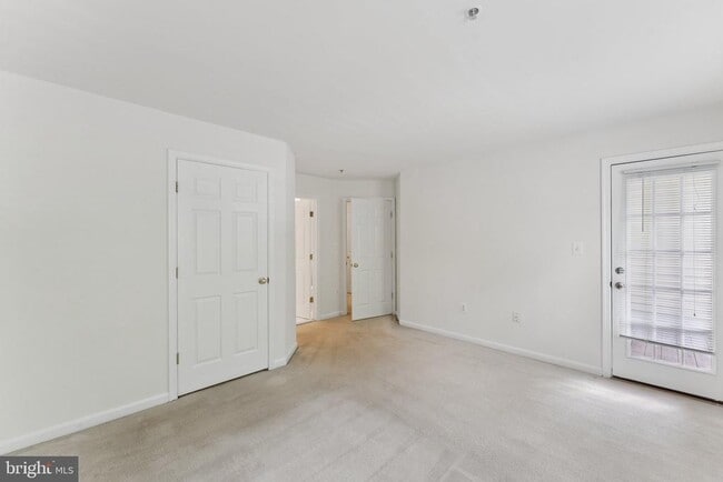 Building Photo - 11892 Breton Ct