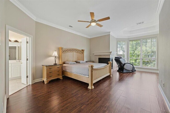 Building Photo - 10700 Hastings Ln