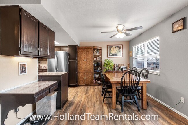 Building Photo - Two Master Suites + Basement 3rd Bedroom