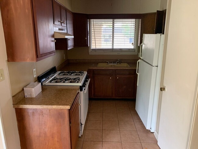 Building Photo - 706 Martin Luther King Dr