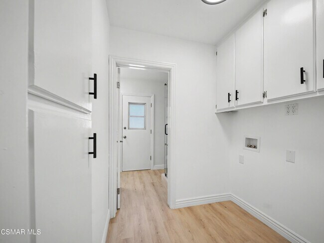 Building Photo - 22777 Brenford St