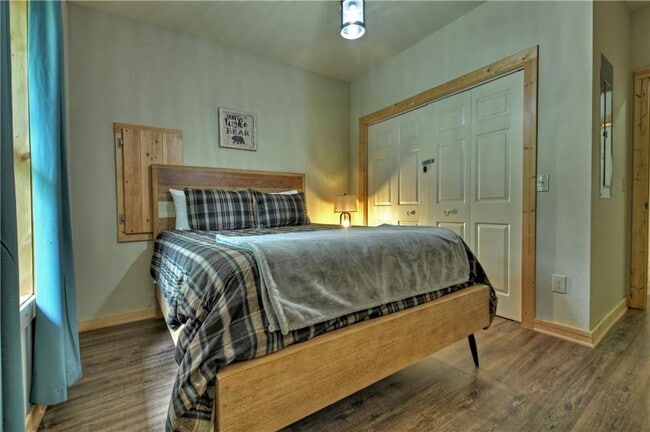 Building Photo - 298 Spindrift Ct