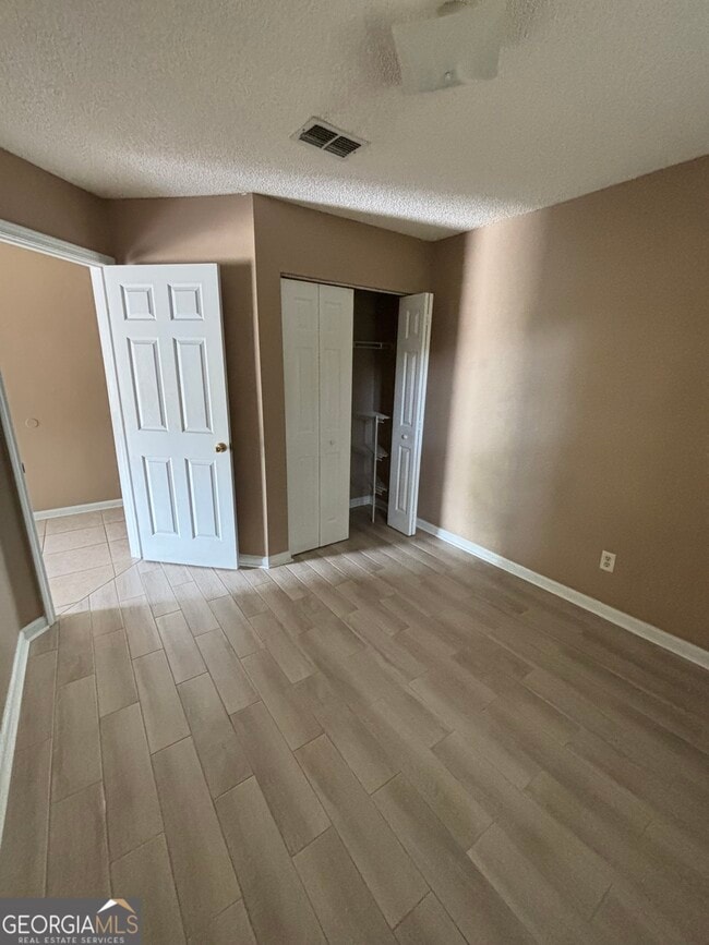 Building Photo - 183 Talbot Ct