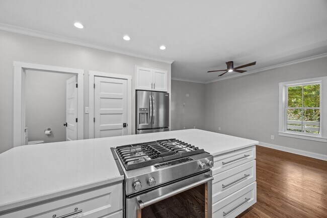 Building Photo - 13340 NC-33