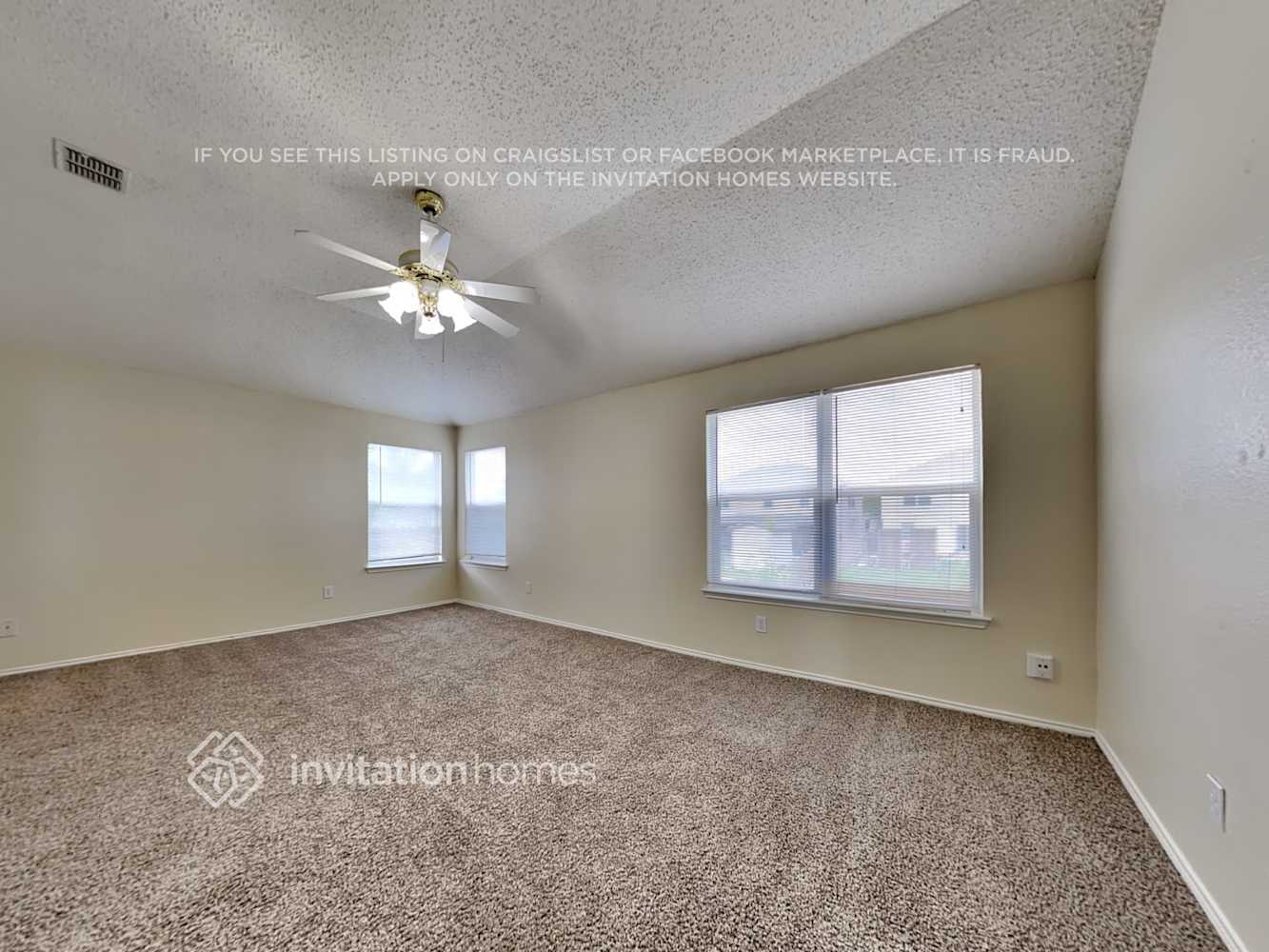 Building Photo - 4904 Palm Ridge Dr