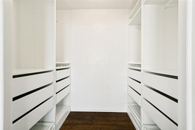 Building Photo - 3012 Pin Oak Ln