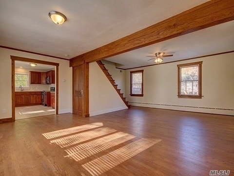 Building Photo - 438 Munsell Rd