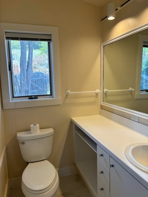 Building Photo - 77 Mirabel Ave