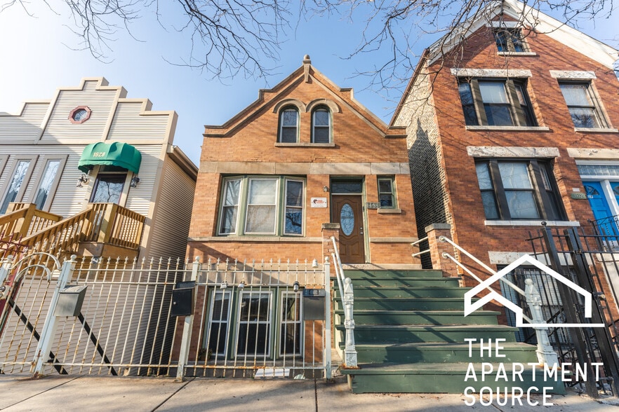 Building Photo - 1532 N Greenview Ave
