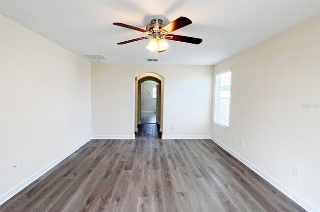 Building Photo - 1604 Thetford Cir