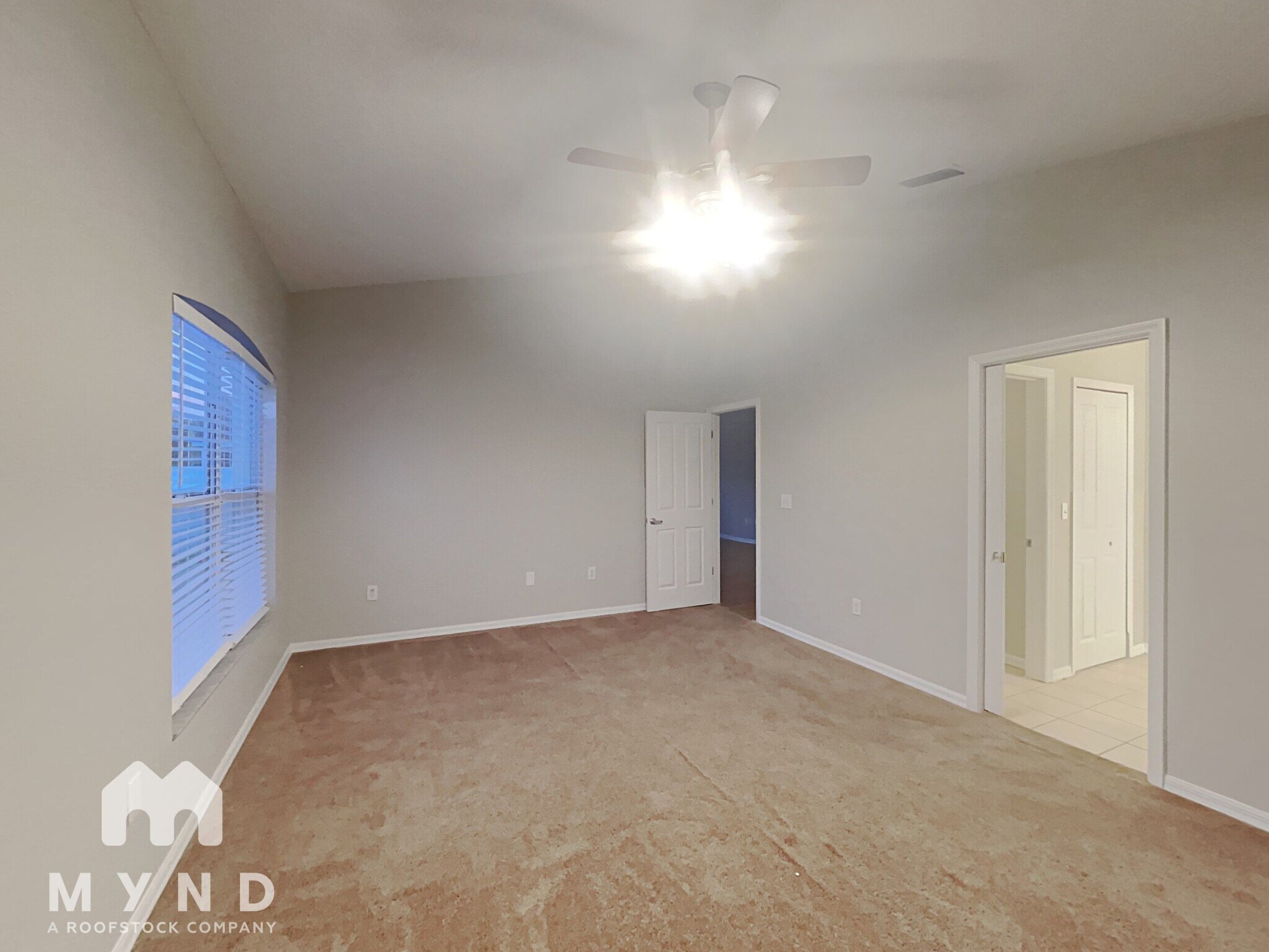 Building Photo - 1328 Maximilian Dr