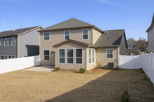 Building Photo - 131 Sand Spur Dr