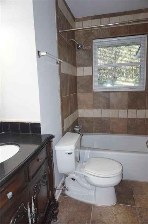 Building Photo - 2477 Creekview Dr SW