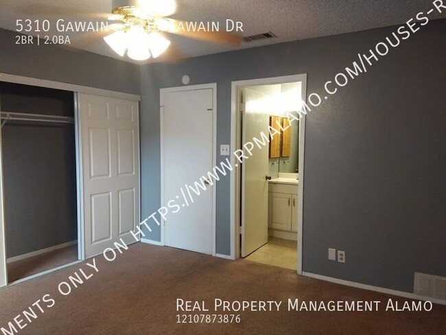 Building Photo - **COMING SOON! ** 2 Bedroom 2 Bath Town House