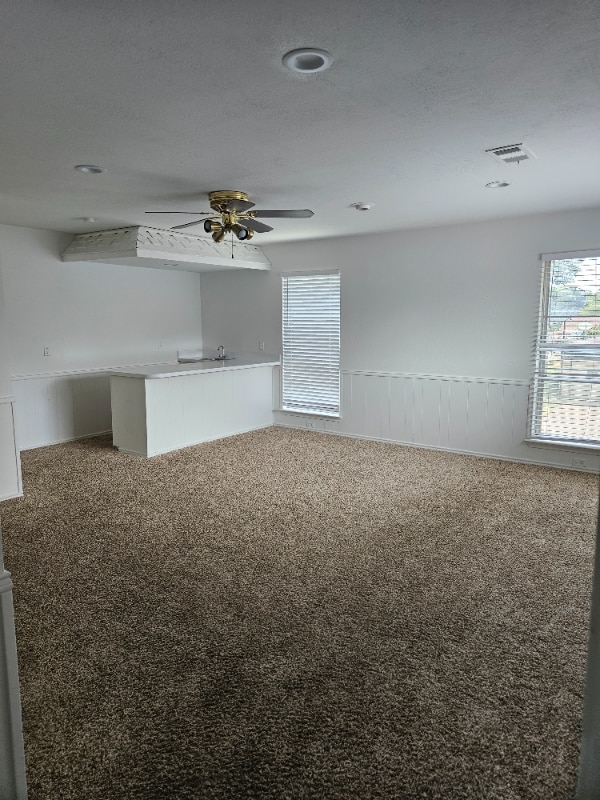 Building Photo - 2427 Richview Ct