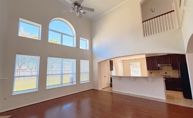 Building Photo - 8610 Rising Oak Ln