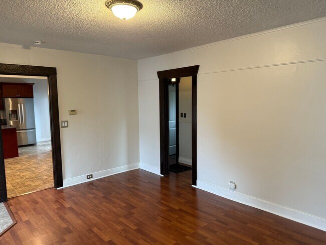 Building Photo - Charming 2 bed 1 bath in North Everett