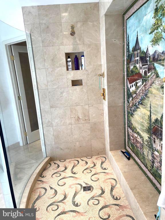 Building Photo - 28 Main St