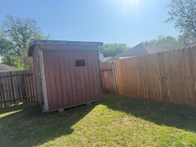 Building Photo - 3114 Clear Wing Ct