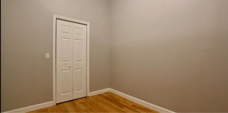 Building Photo - 2156 W 18th Pl