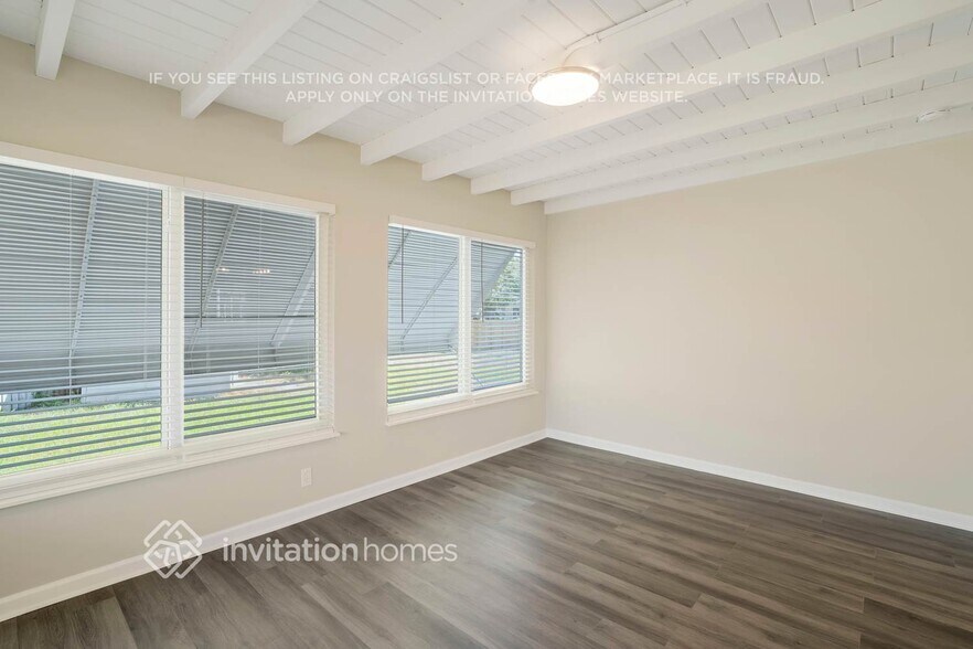 Building Photo - 530 NW 5th St