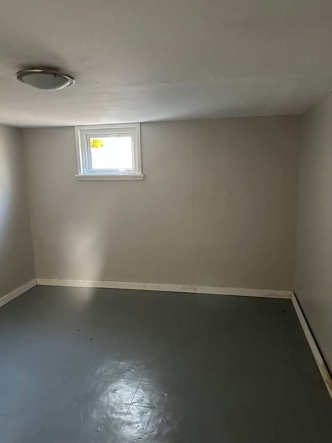 Building Photo - 7007 Paisley Dr