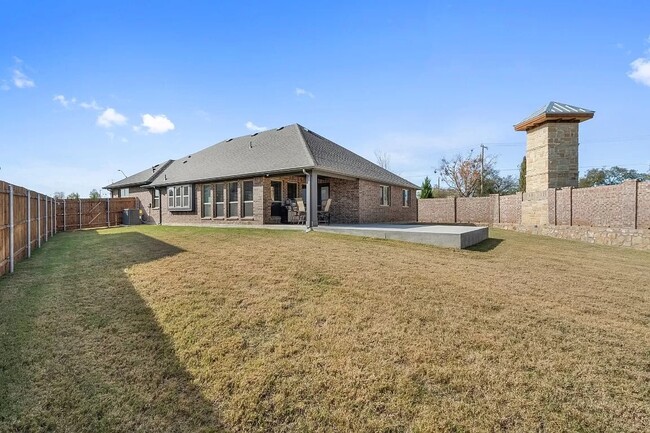 Building Photo - 4836 Hazy Hollow Ln