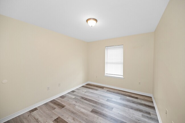 Building Photo - 25930 Overton Dr