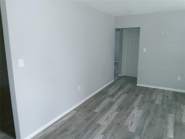 Building Photo - 6041 43rd Ave N