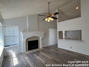 Building Photo - 10207 Raven Field Dr