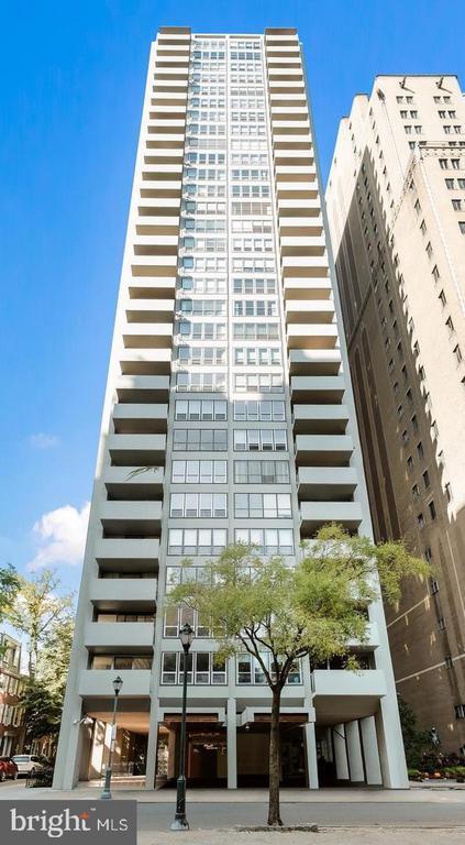 Building Photo - 224-30 W Rittenhouse Square