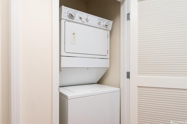 Building Photo - 199 New Montgomery St