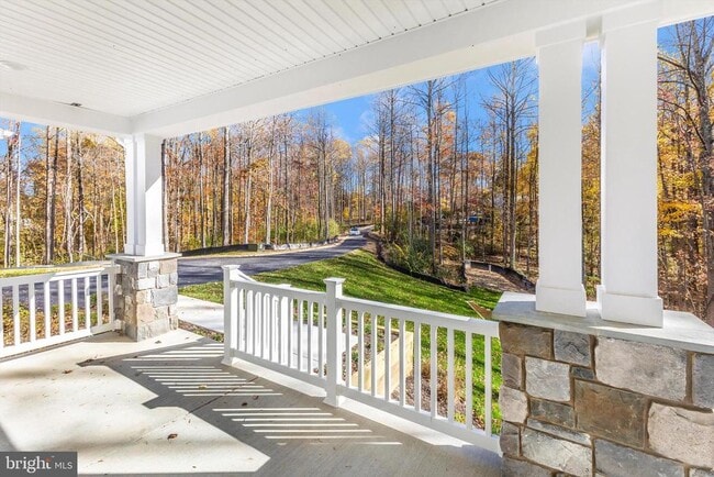 Building Photo - 204 3 Rivers Rd