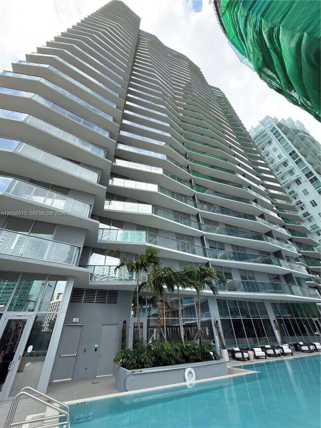 Building Photo - 77 SE 5th St