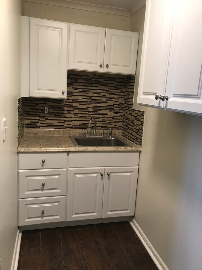 Chapel Road Apartments 1642 Chapel Rd Kenmore NY 14217 Apartment