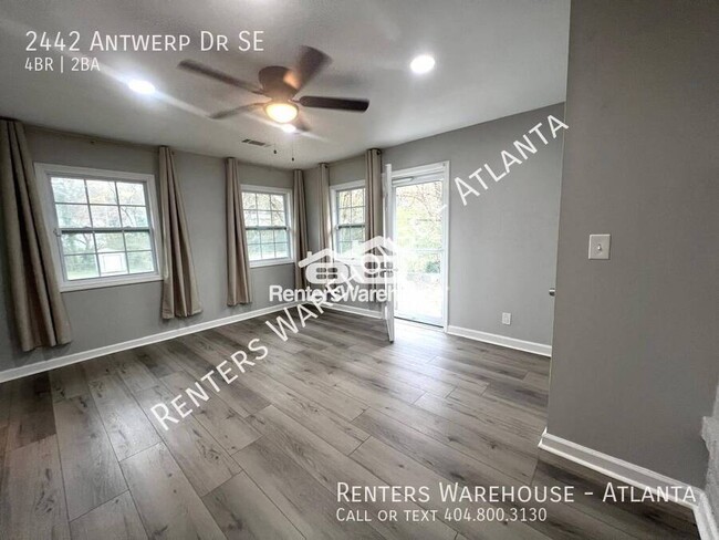 Building Photo - Charming and Fully Renovated 4-Bedroom Bri...