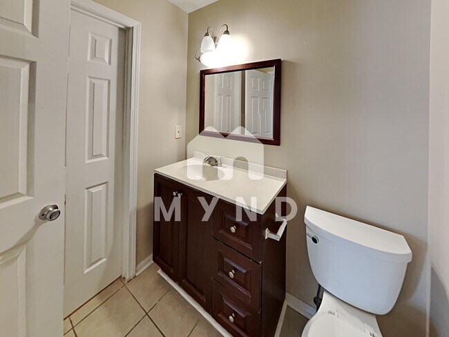 Building Photo - 213 Toby Springs Ln