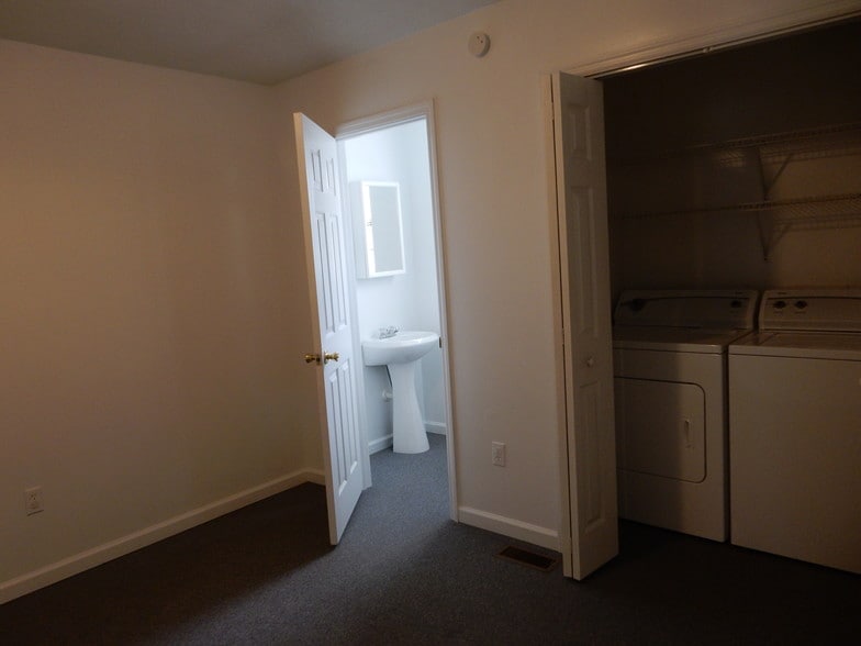 BEDROOM - HALF BATH-WD - 124 Forest Meadow Ln
