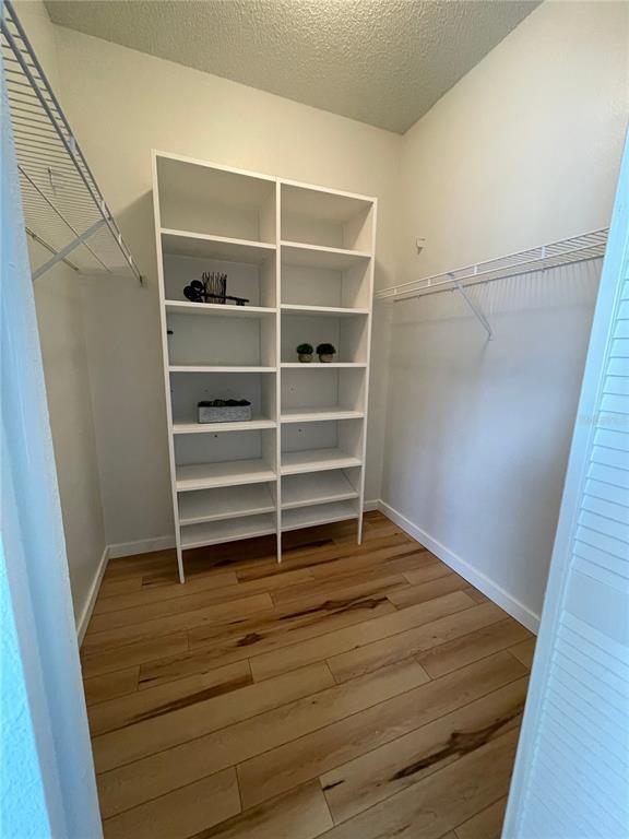 Building Photo - 1333 Flaxwood Ave