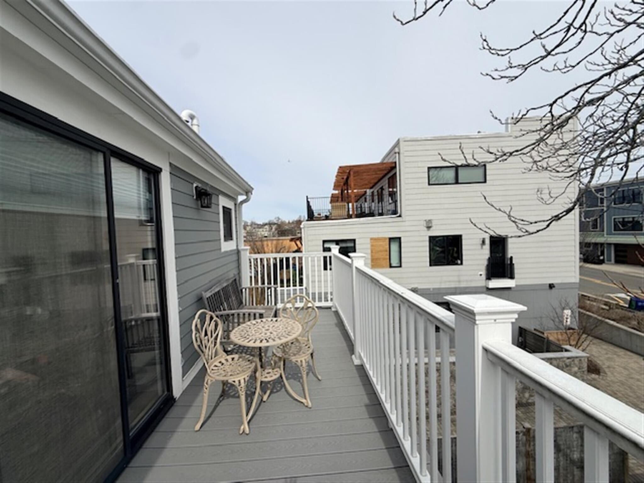 Building Photo - 3 Village St