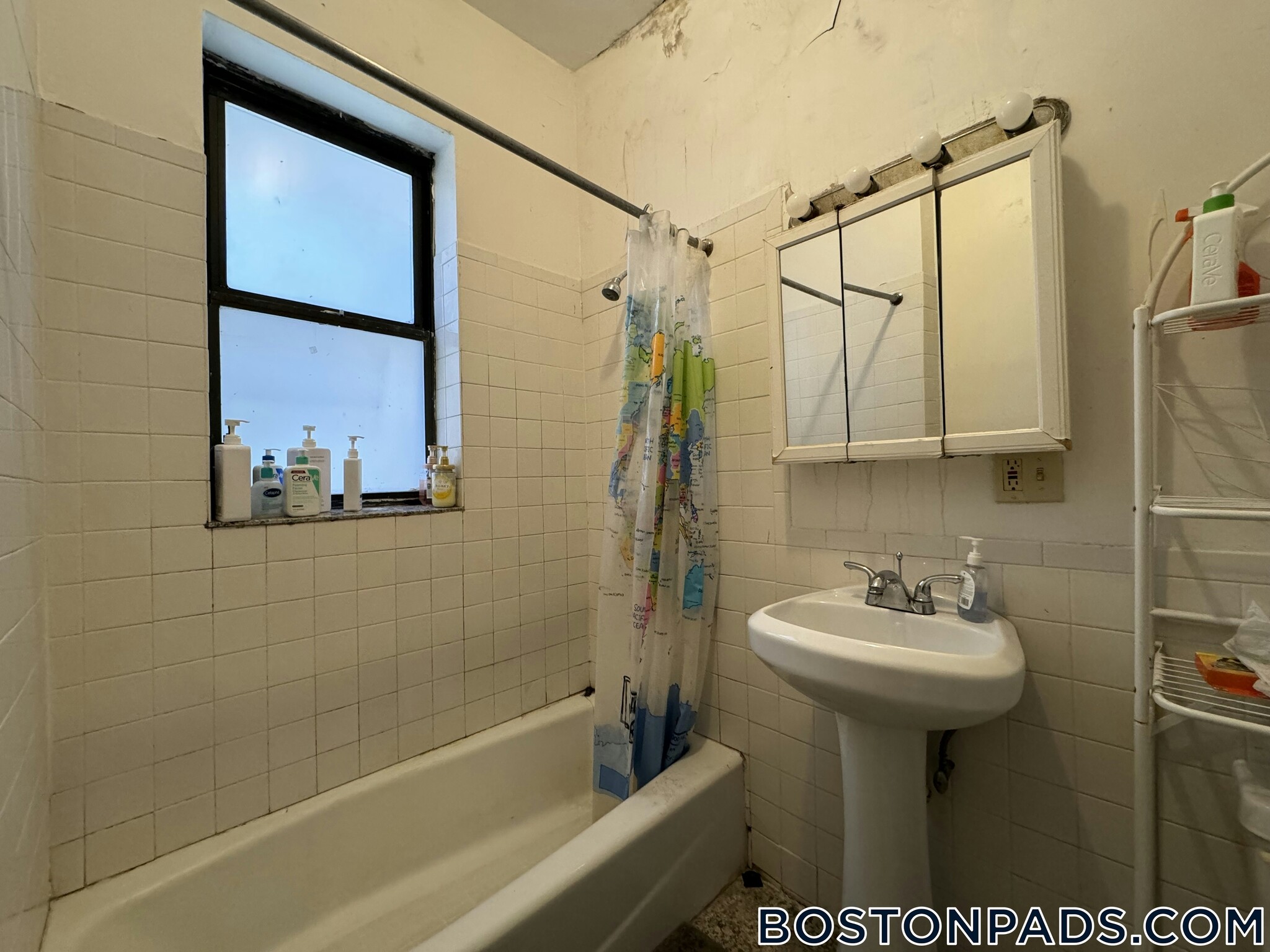 Building Photo - 1254 Commonwealth Ave