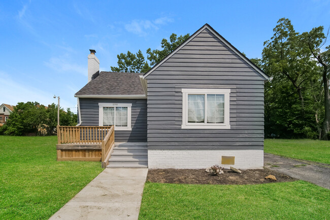 Primary Photo - Cozy 3-Bedroom Home