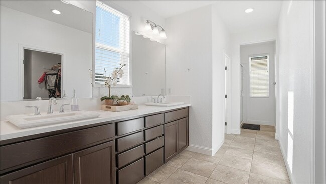 Building Photo - 5120 Moonraker Ln