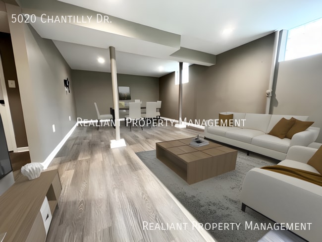 Building Photo - 5020 Chantilly Dr