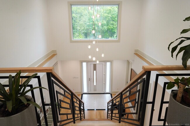 Building Photo - 9 Grey Fox Lane