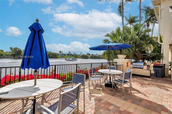 Building Photo - 2220 Tuscany Way