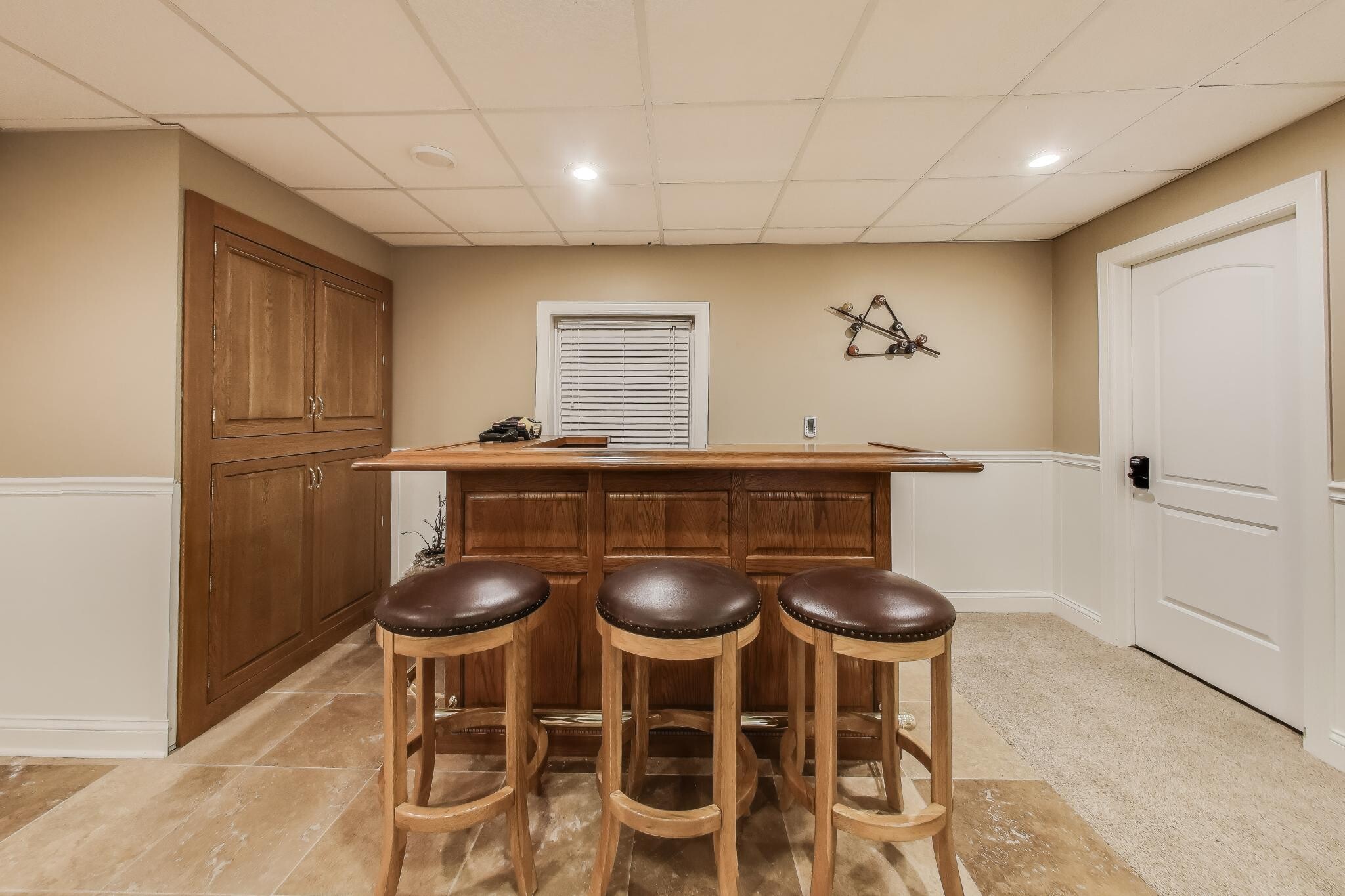 Building Photo - 23W711 Hobson Rd