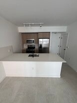 Building Photo - 3011 NW 18th Ter