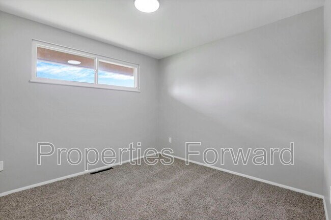 Building Photo - 1663 Haft Dr